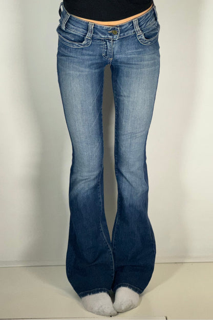 Low waist jeans with Bootcut